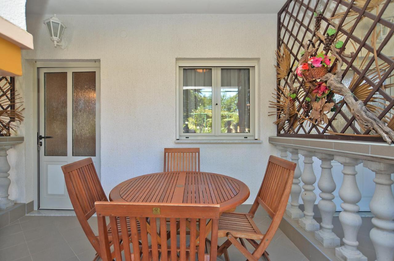 Apartments Vrcevan 811 ميدولين المظهر الخارجي الصورة